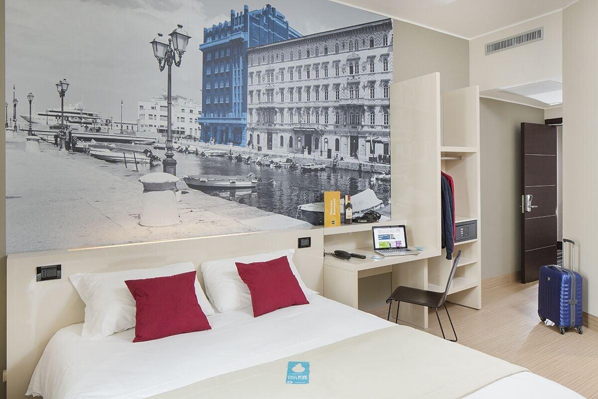 B&B Hotel Trieste Bagian luar foto