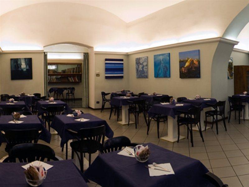 B&B Hotel Trieste Bagian luar foto